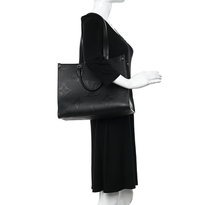 Louis Vuitton Empreinte Monogram Giant Onthego MM Black 2 of 9