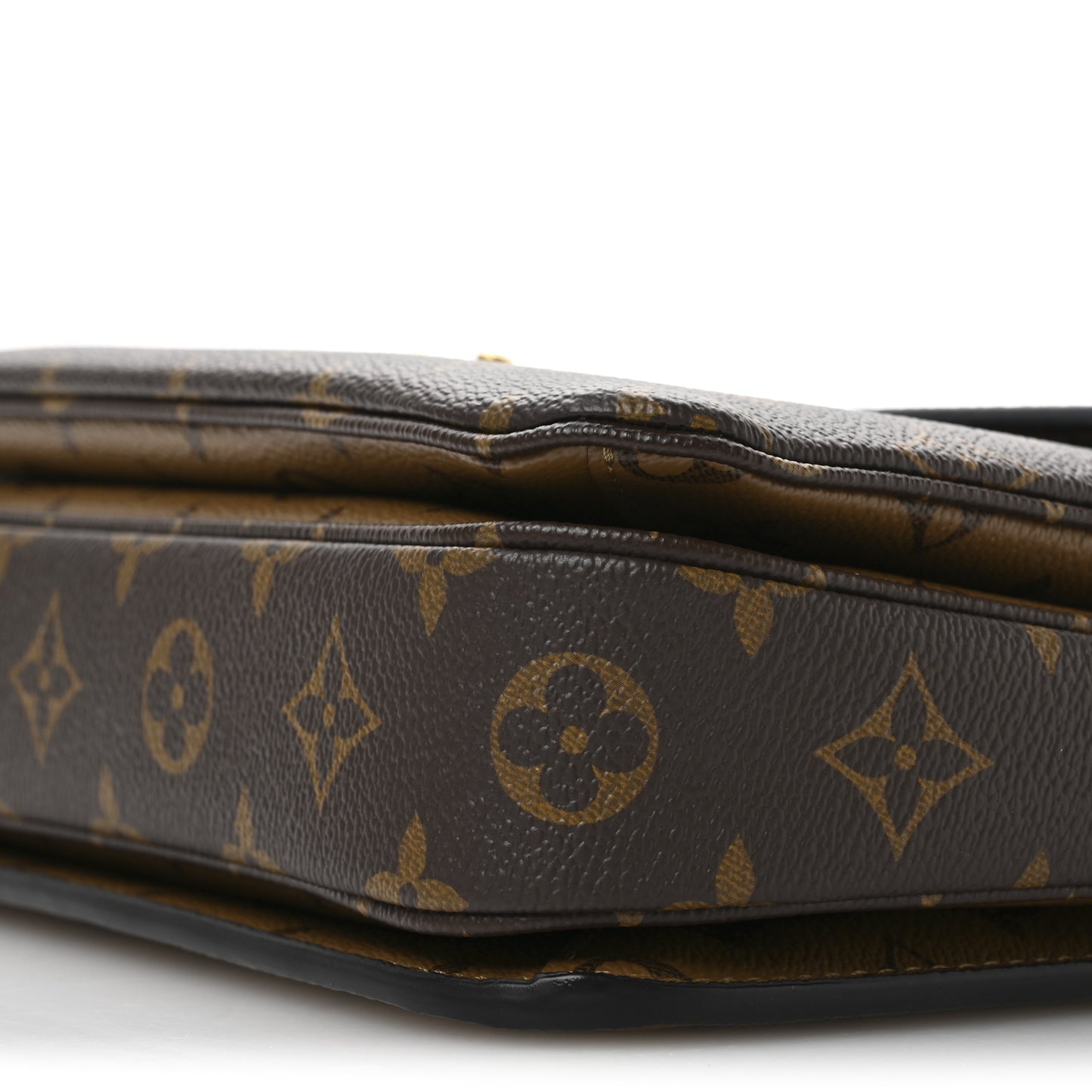Reverse Monogram Pochette Metis