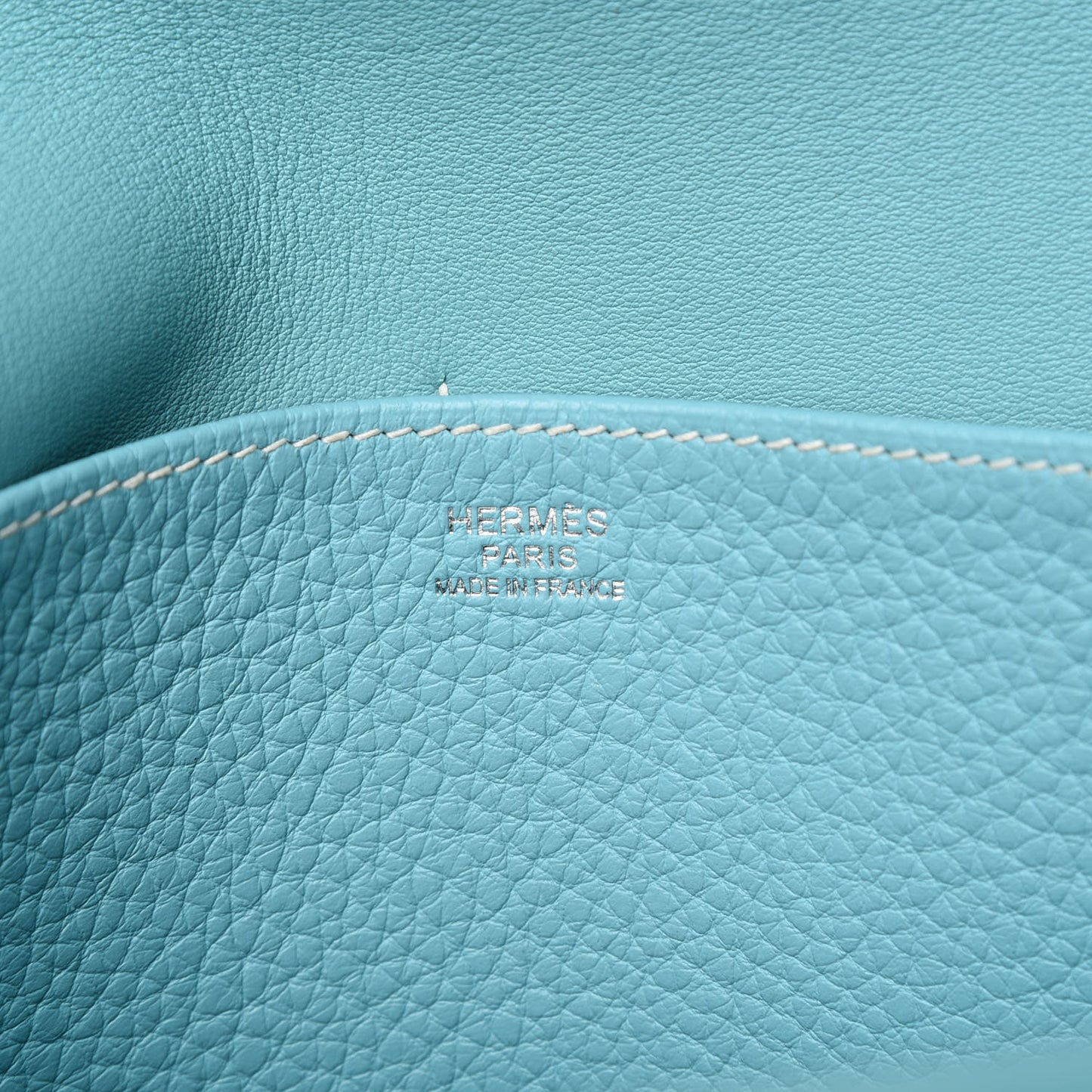 Taurillon Clemence Halzan 31 Bleu Atoll