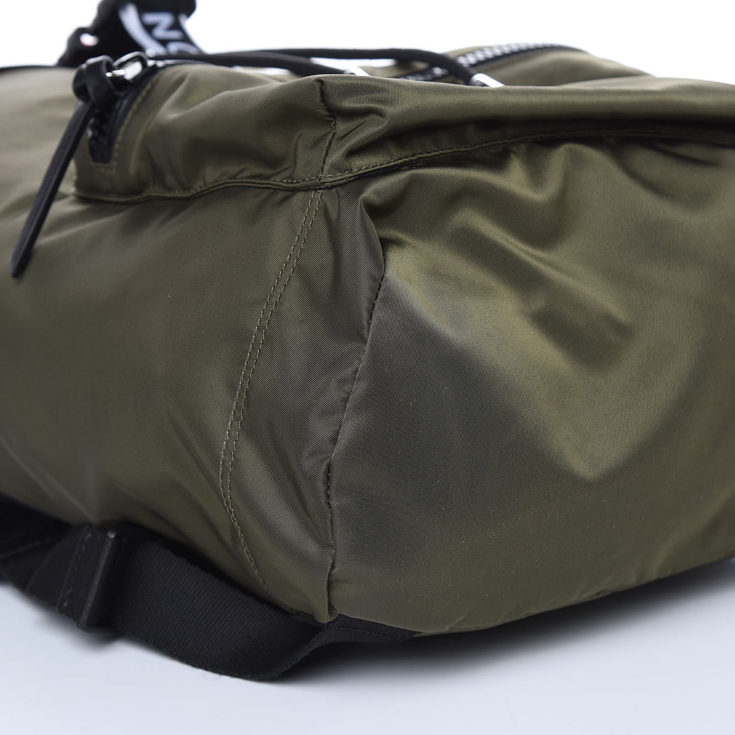 Nylon Light 3 Backpack Khaki