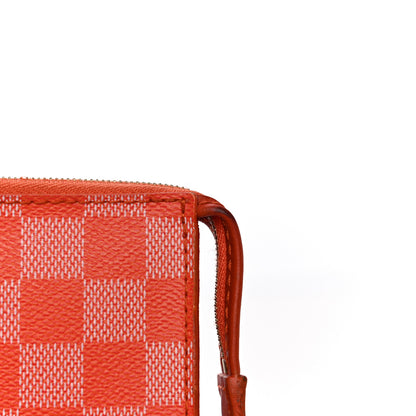 Louis Vuitton Damier Couleurs Element Clutch Piment 14 of 20