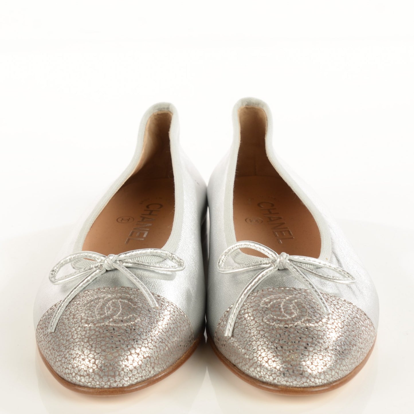 Lambskin Metallic CC Cap Toe Ballerina Flats 37 Silver