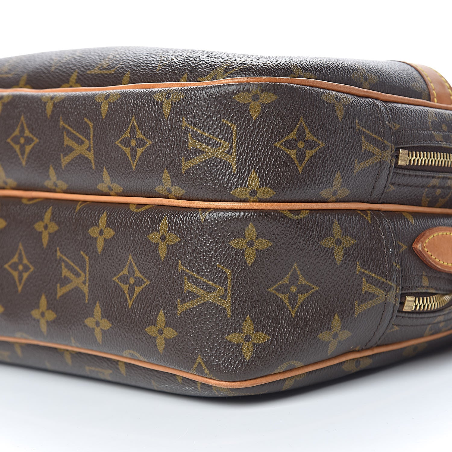 Louis Vuitton Monogram Reporter PM 15 of 16