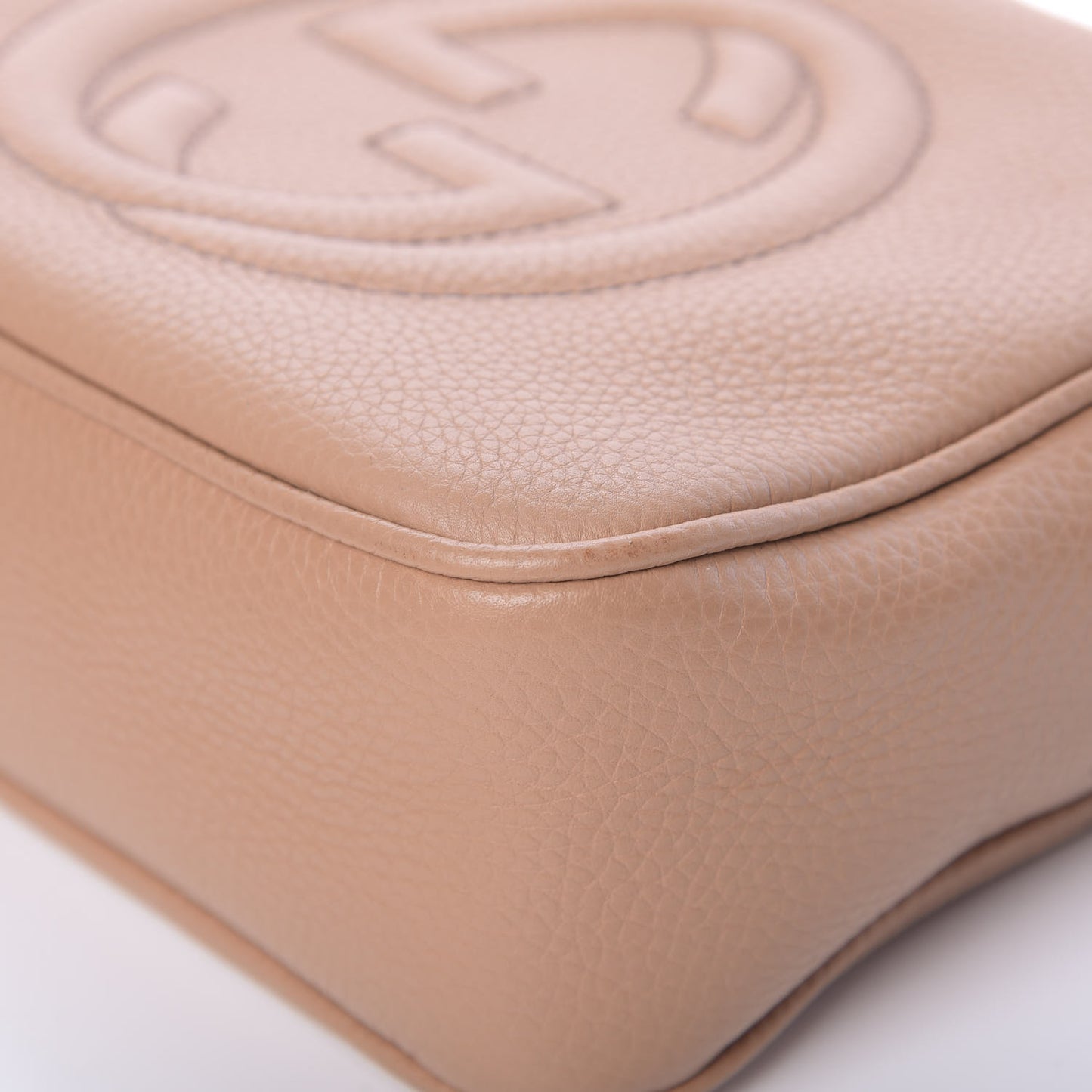 Pebbled Calfskin Small Soho Disco Bag Camelia