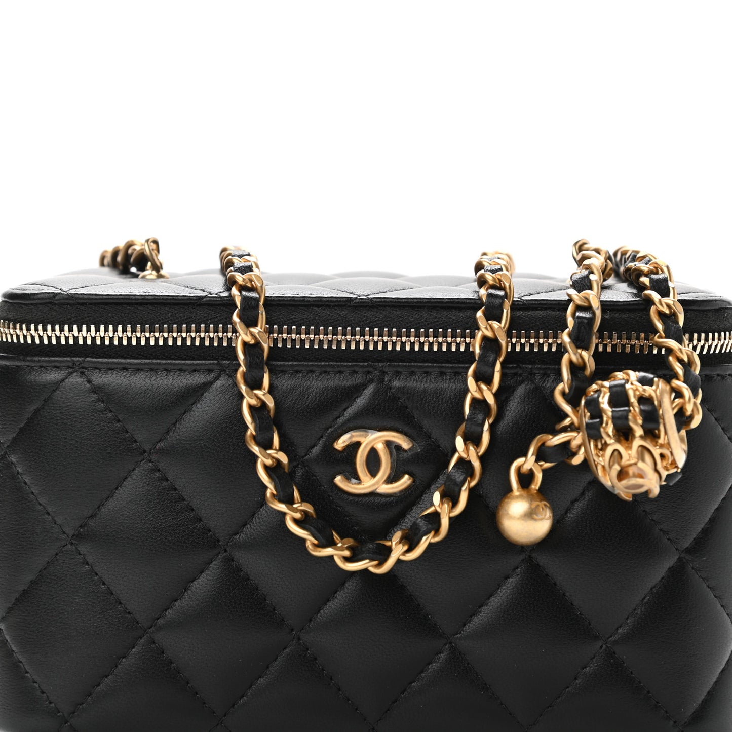 Lambskin Quilted Small Pearl Crush Vanity Case With Chain Black