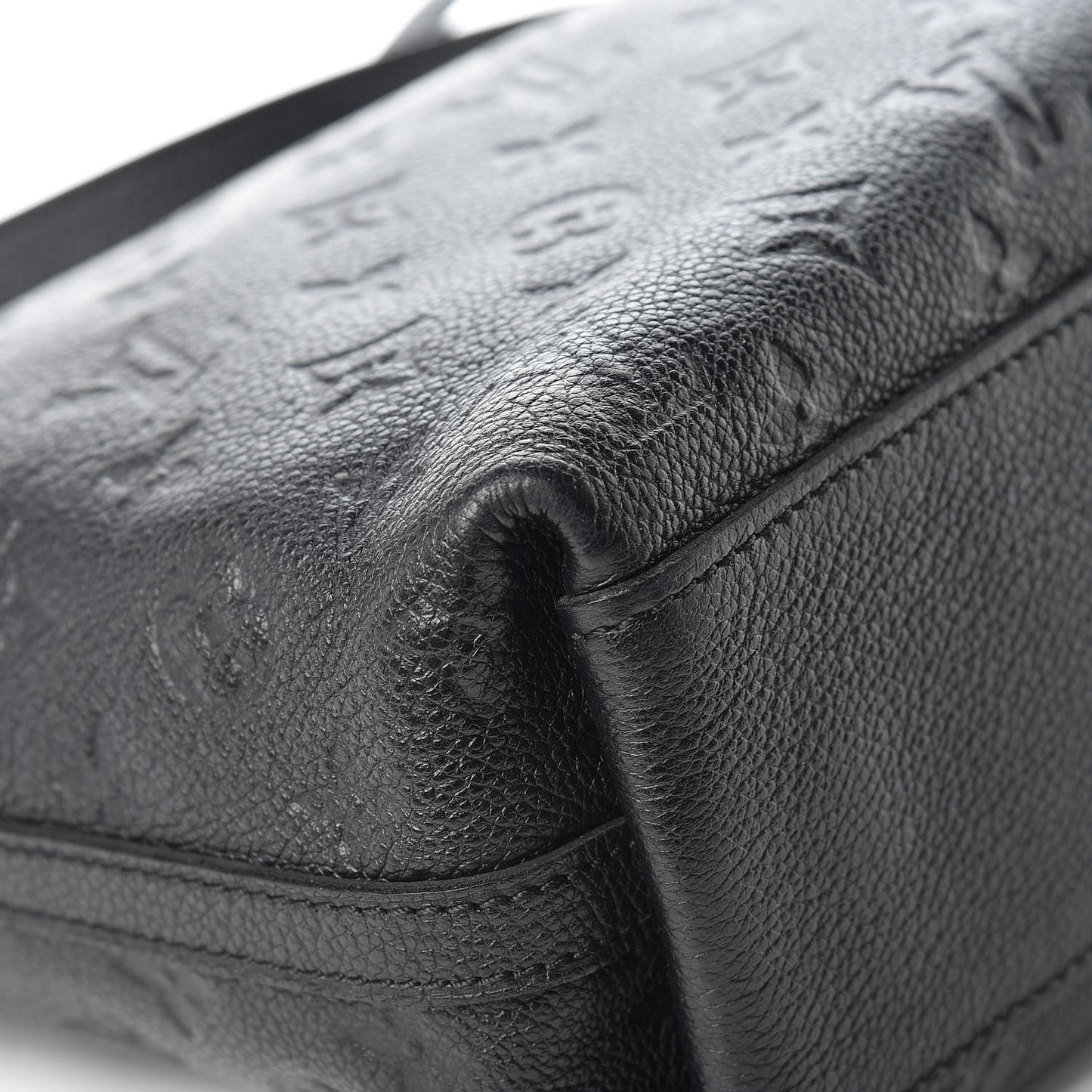 Empreinte Bastille PM Black