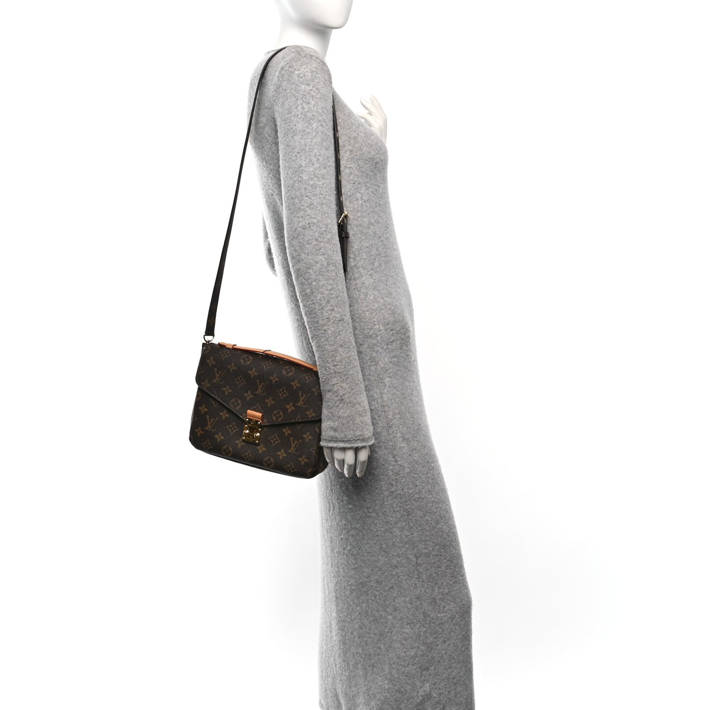 Monogram Pochette Metis