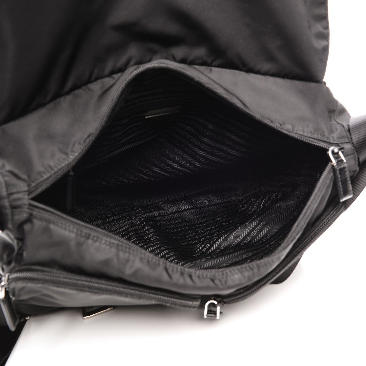 Nylon Vela Messenger Bag Black