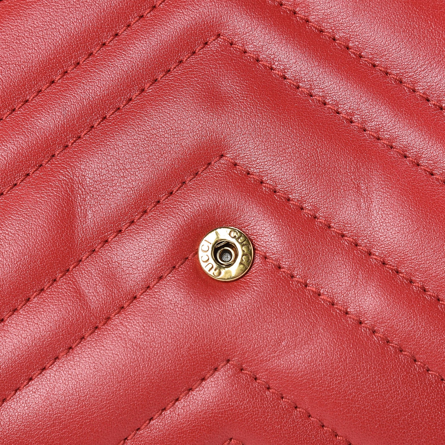 Gucci Calfskin Matelasse Mini GG Marmont Chain Wallet Hibiscus Red 13 of 16
