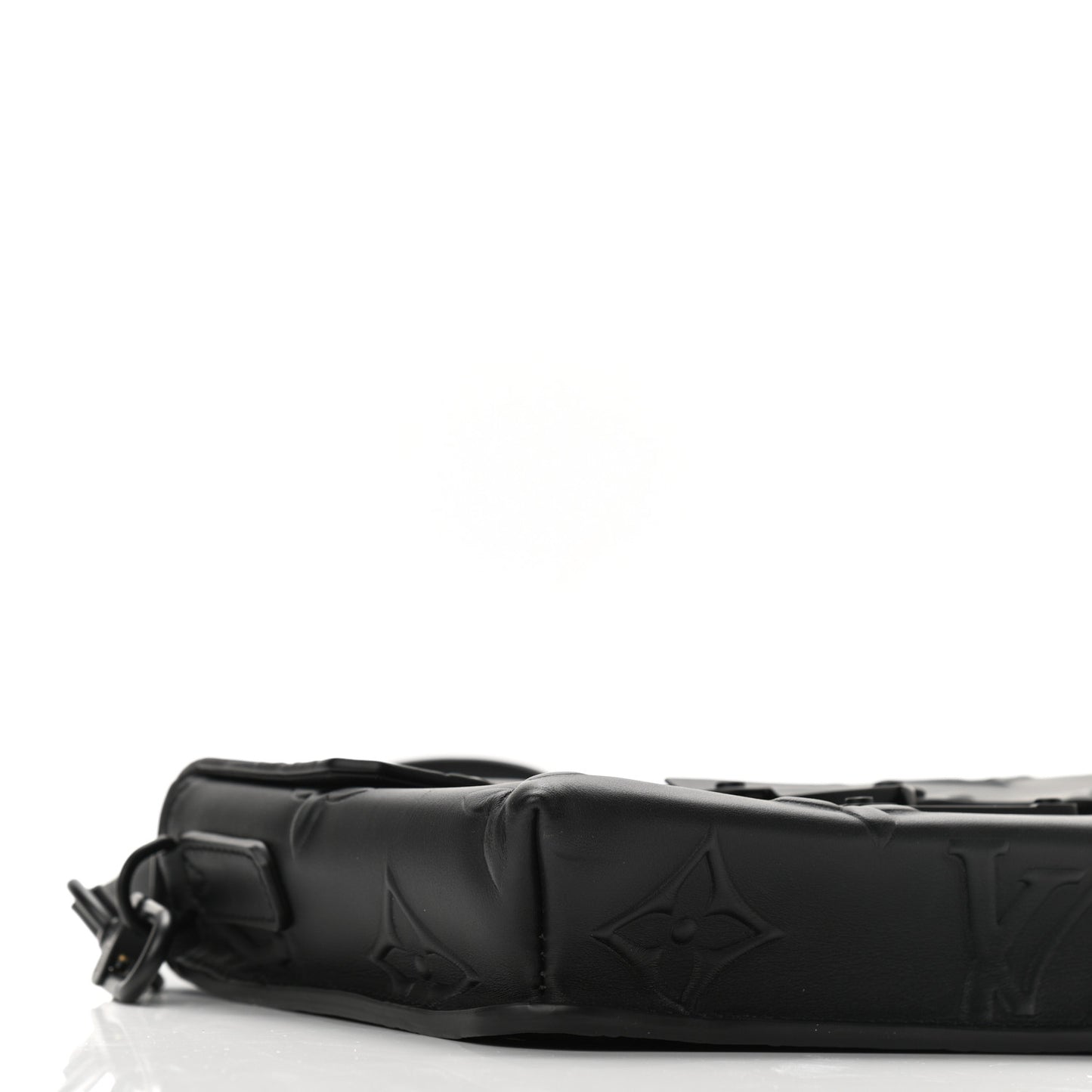 Monogram Seal Ambassadeur PM Black