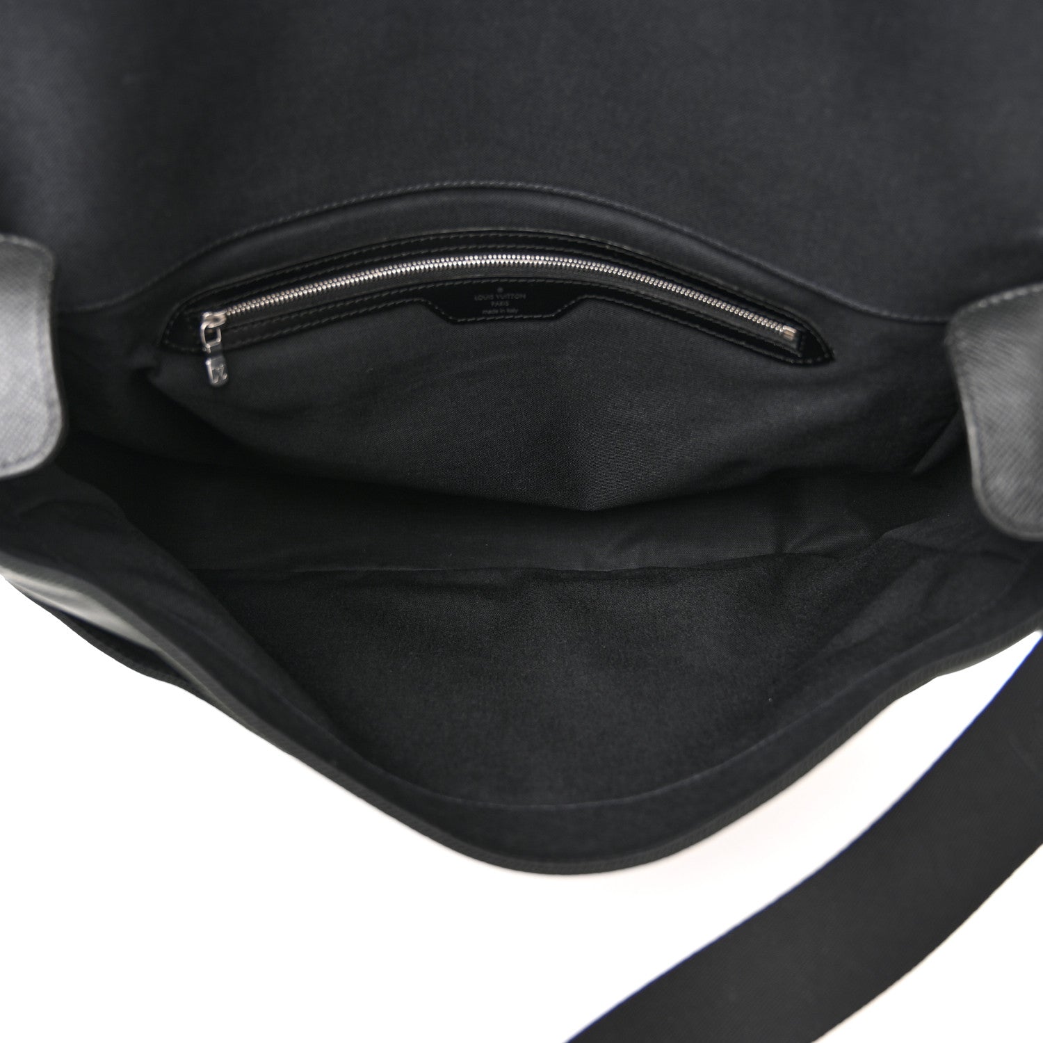 Louis Vuitton Taiga Dersou Messenger Bag Ardoise 5 of 13
