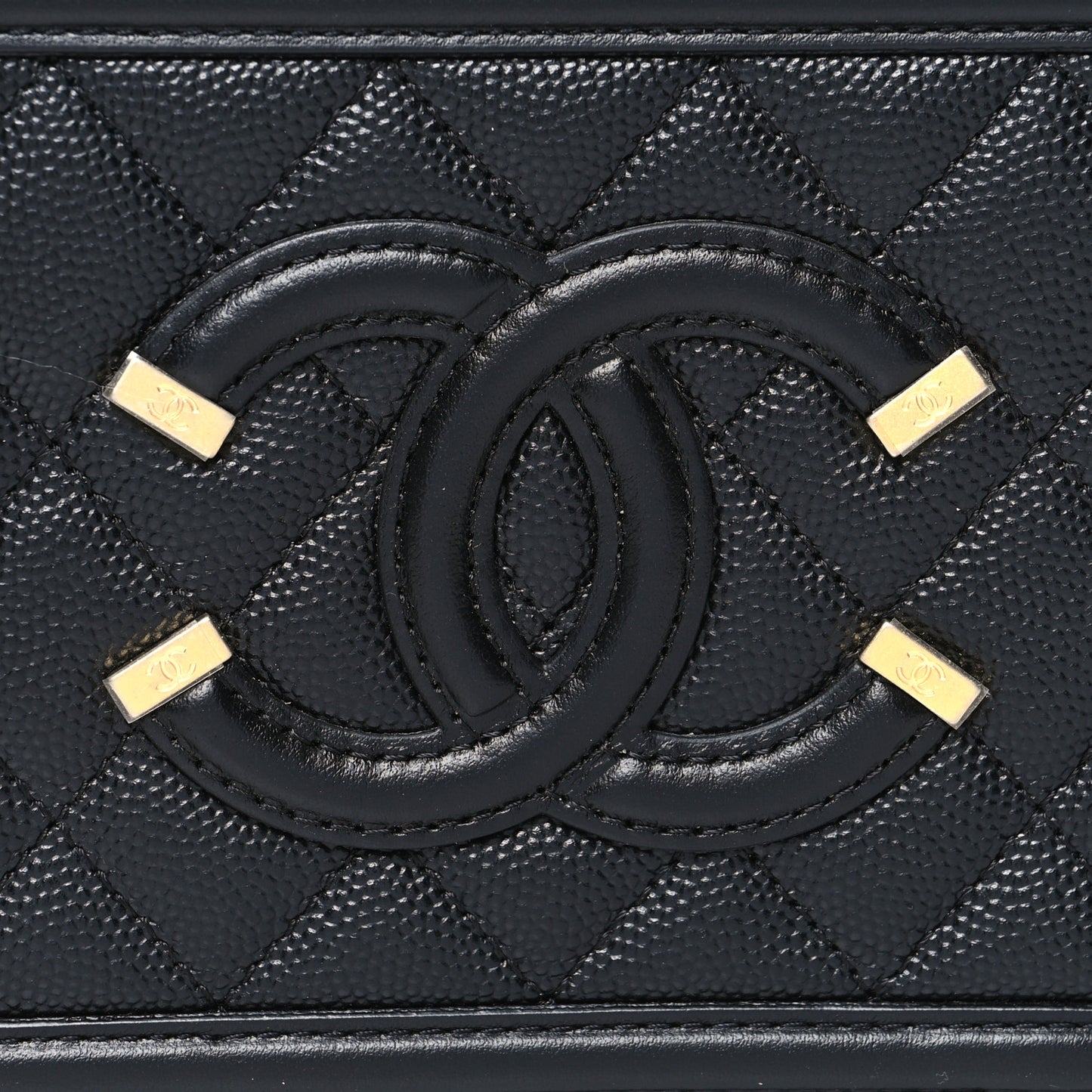 Caviar Quilted CC Filigree Vanity Clutch With Chain Black