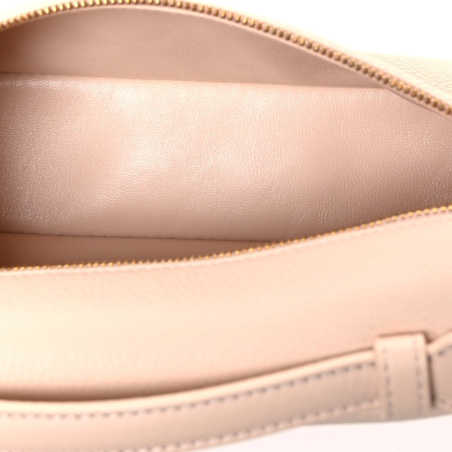 Loro Piana Grained Calfskin Extra Pocket L19 Creamed Honey 5 of 9