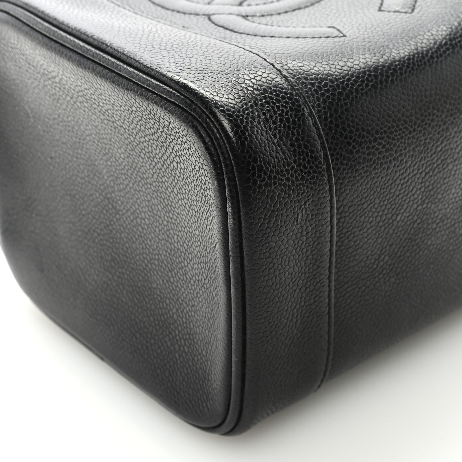 Chanel Caviar Vanity Cosmetic Case Black 8 of 8