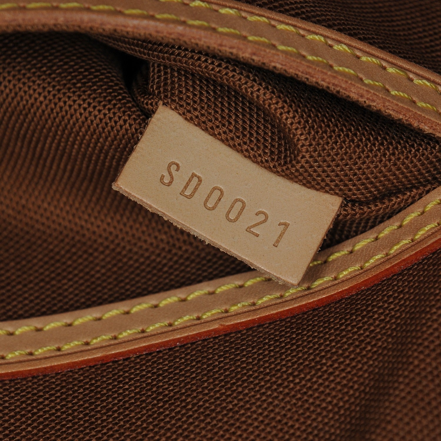 Louis Vuitton Monogram Alma PM 7 of 7