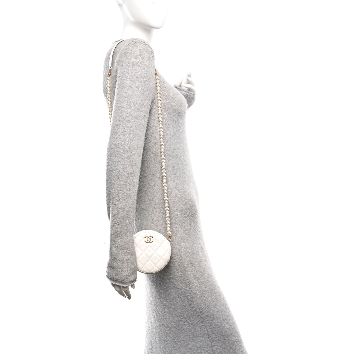 Calfskin Quilted Pearl Round Clutch With Chain White