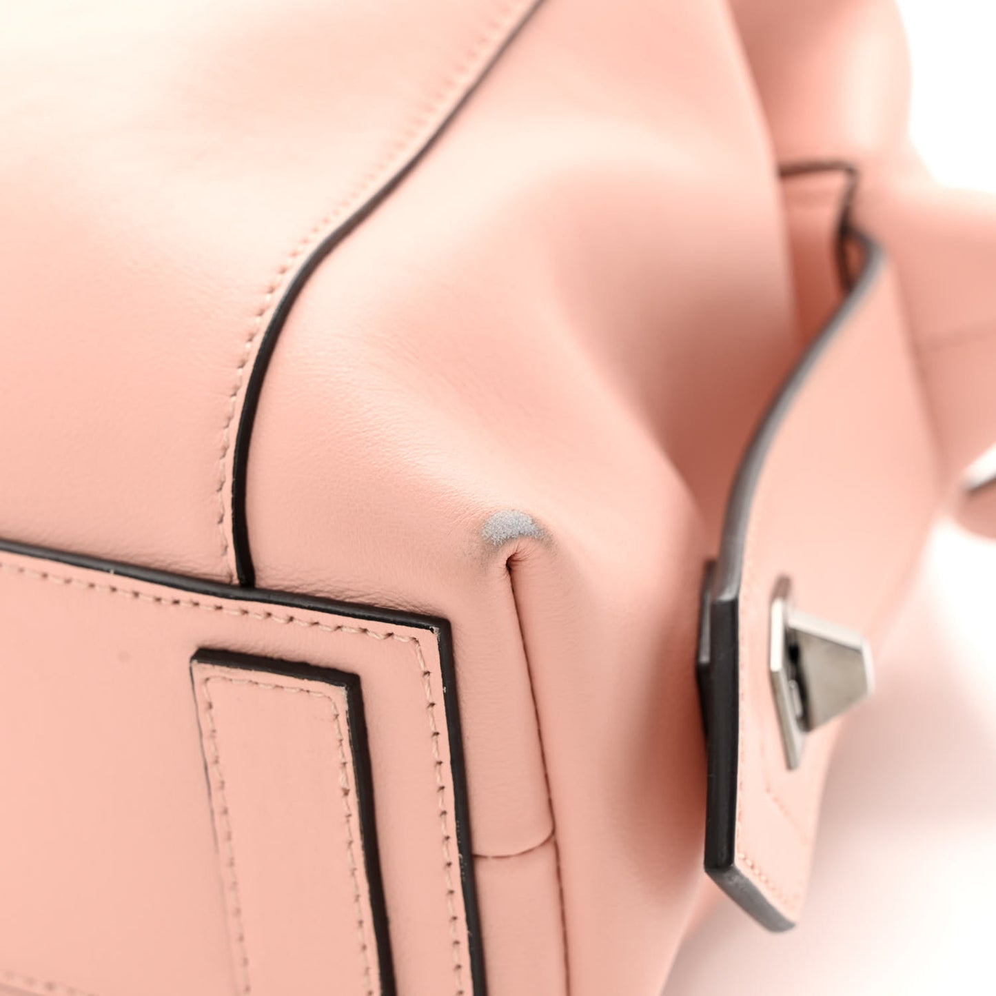 Calfskin Small Soft Antigona Candy Pink