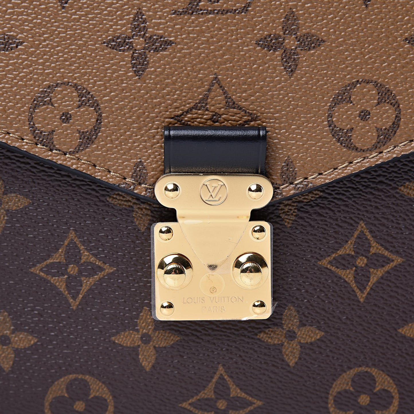 Reverse Monogram Pochette Metis