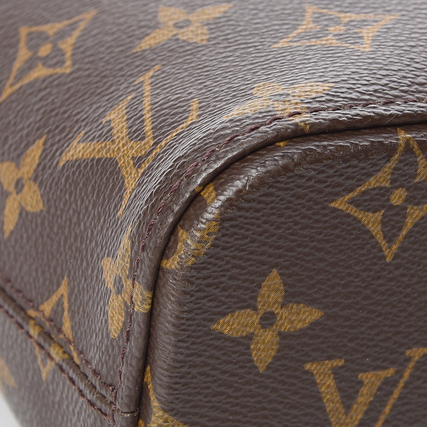 Louis Vuitton Monogram Luco 14 of 17