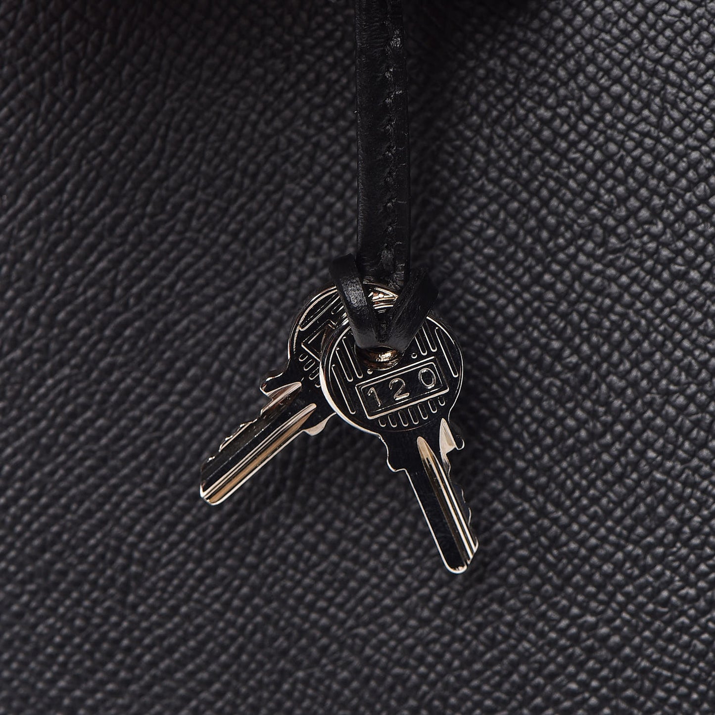Epsom Kelly Sellier 32 Black