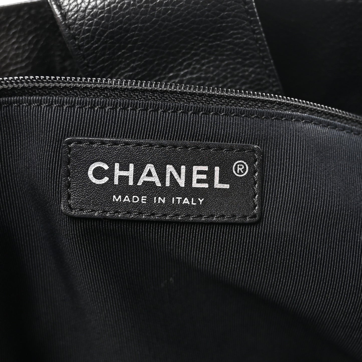 Calfskin Cerf Executive Shopper Tote Black