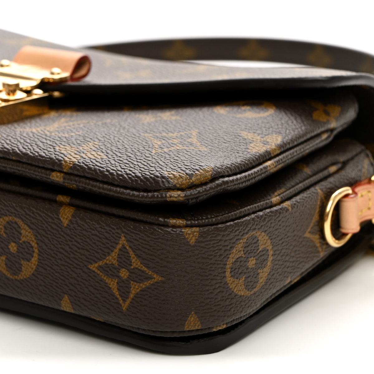 Louis Vuitton Monogram Pochette Metis East West 9 of 9