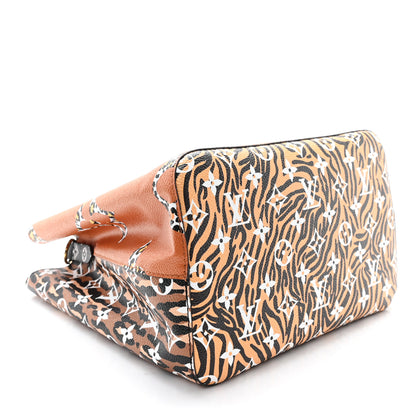 Louis Vuitton Monogram Giant Jungle NeoNoe Caramel 4 of 10