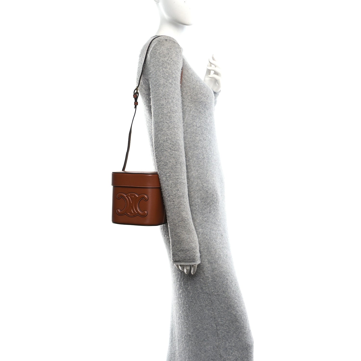 Celine Smooth Calfskin Medium Cuir Triomphe Box Tan 3 of 21