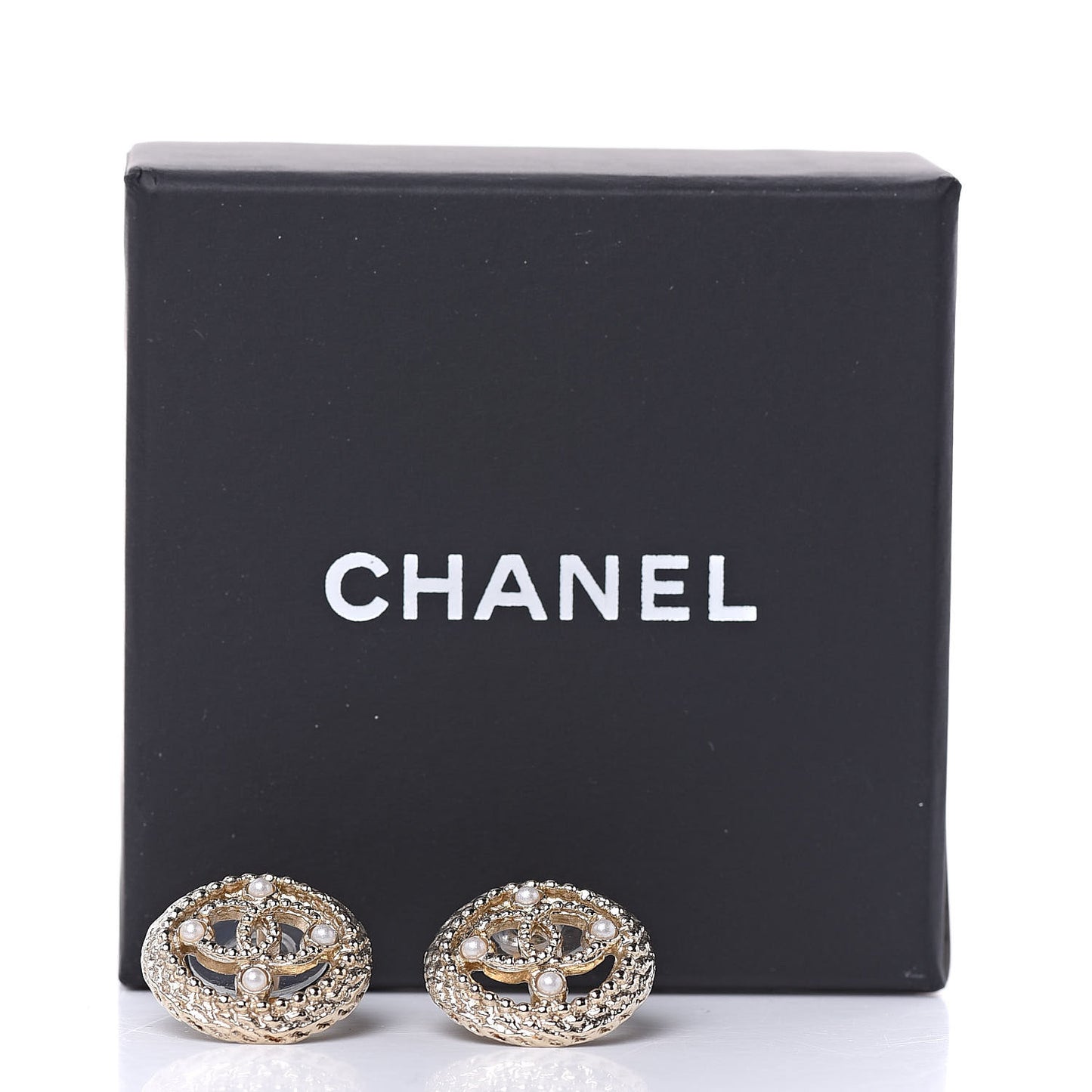 Pearl CC Round Rope Earrings Gold