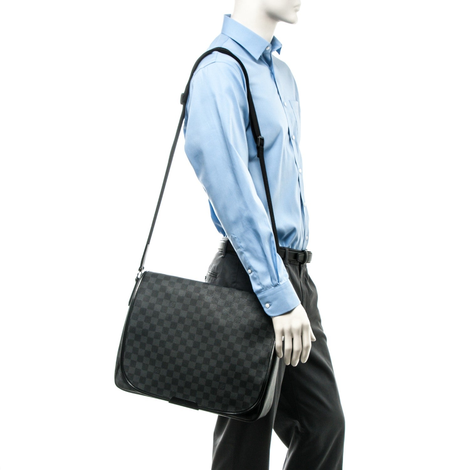 Louis Vuitton Damier Graphite Daniel GM 2 of 8