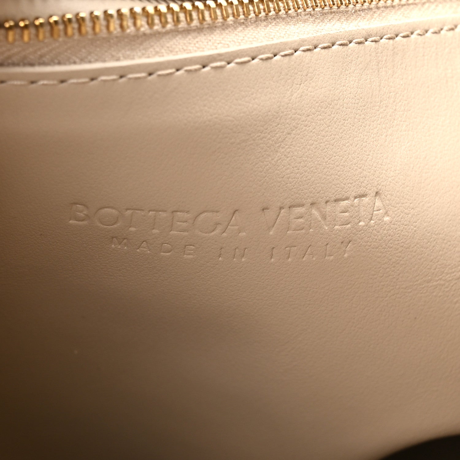 Bottega Veneta Suede Intrecciato Large Hop Ecru 5 of 9