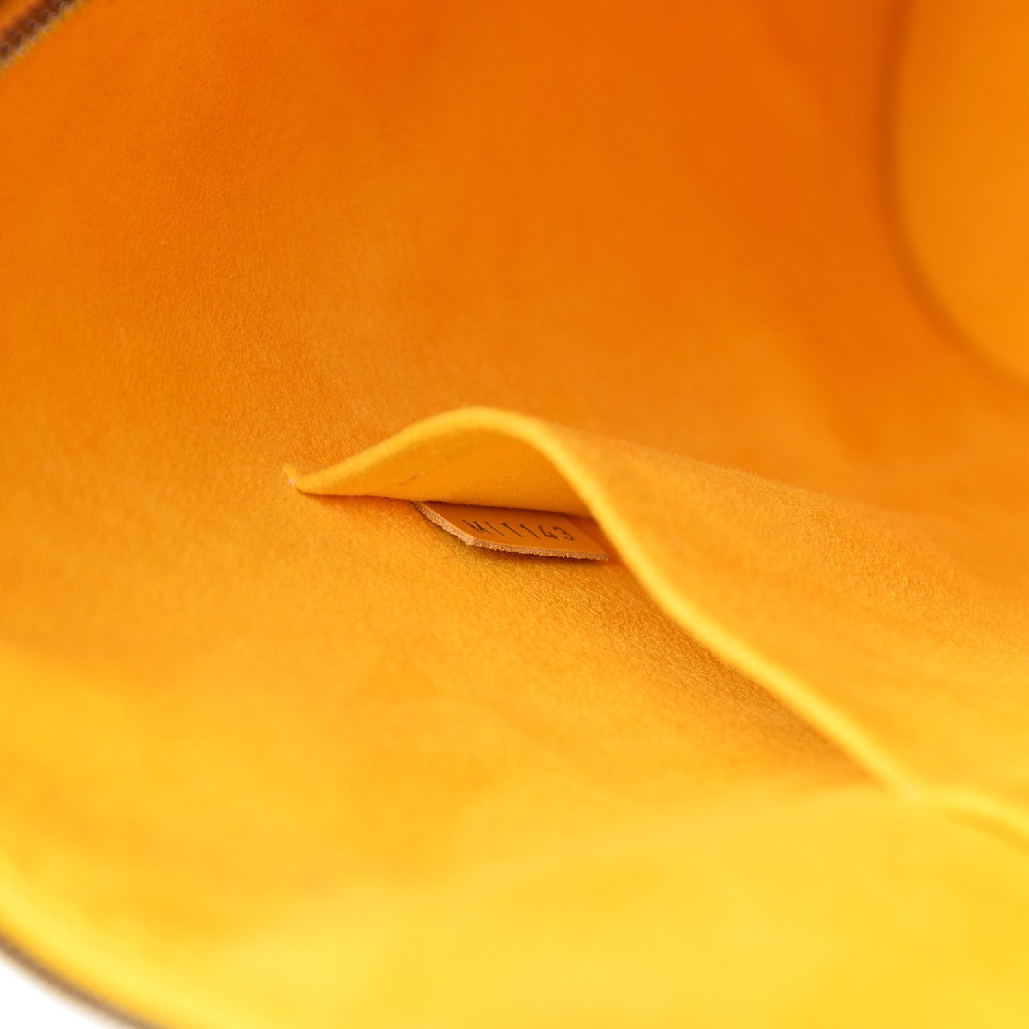 Louis Vuitton Epi Alma GM Citron 6 of 18