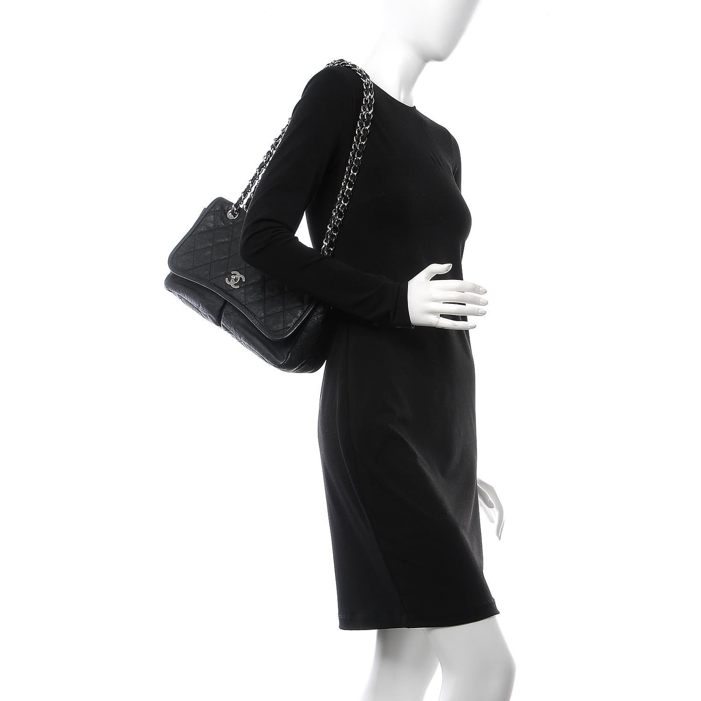 Calfskin Medium Natural Beauty Flap Black