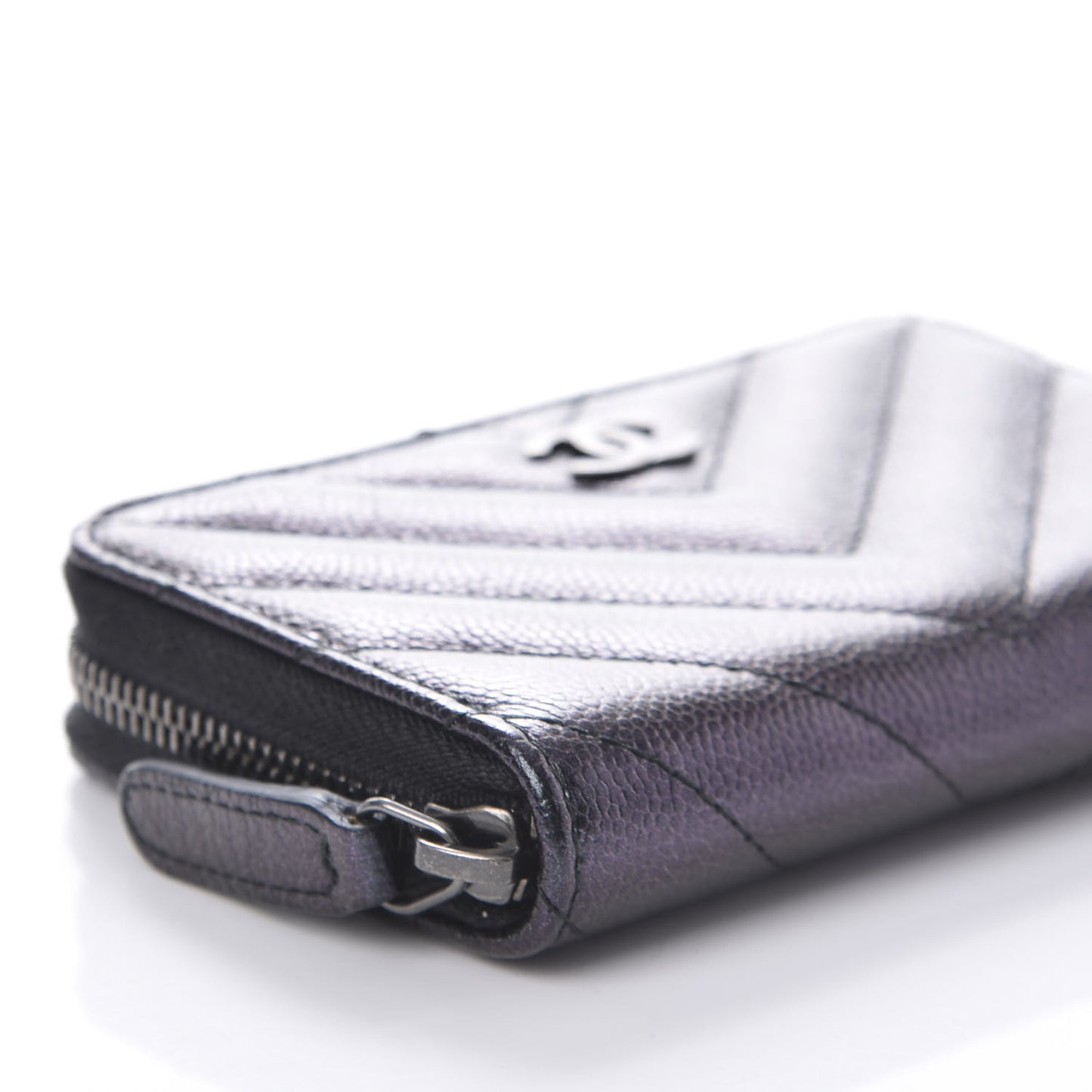 Iridescent Caviar Chevron Quilted Zip Around Coin Purse Black