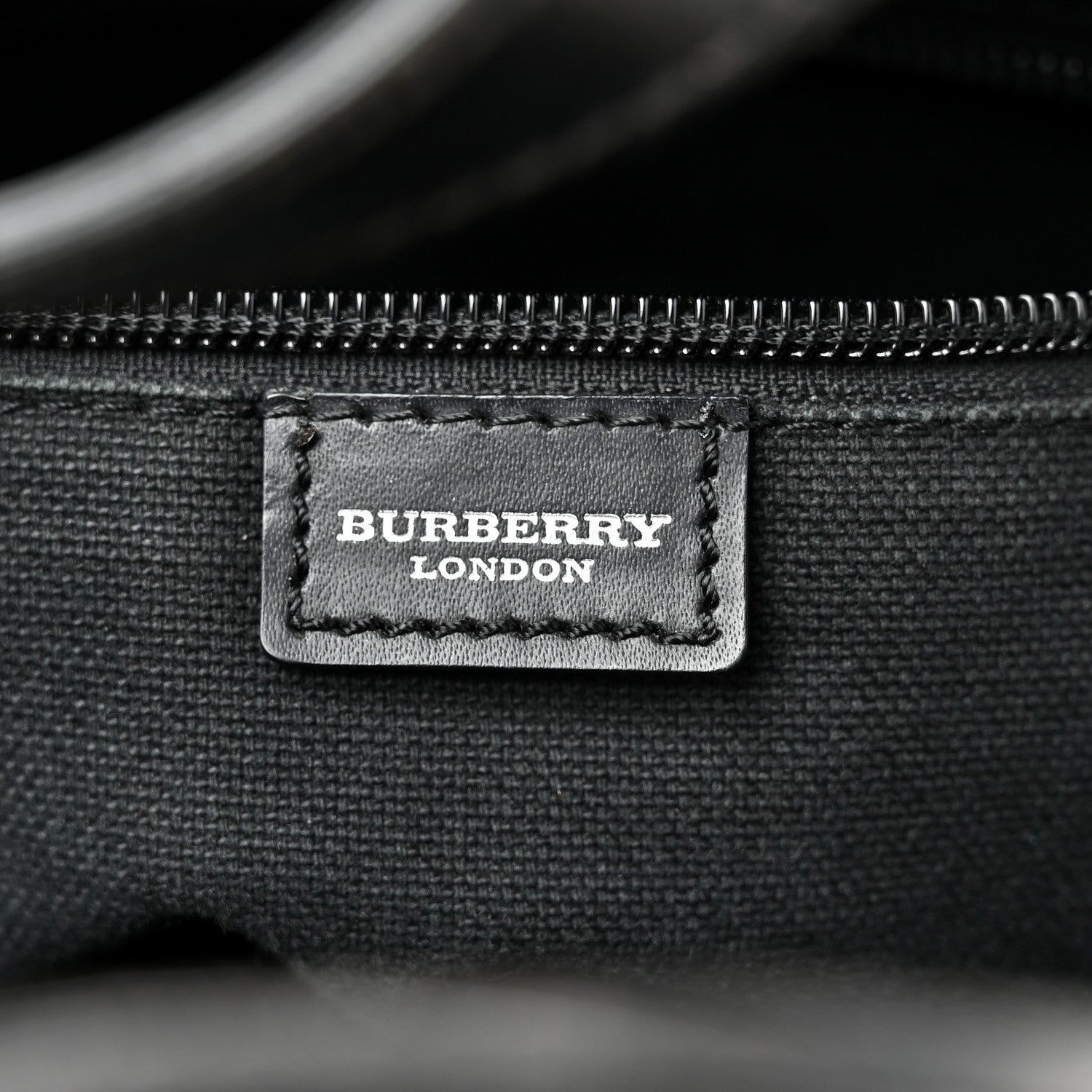 Burberry House Check Boston Black 6 of 10