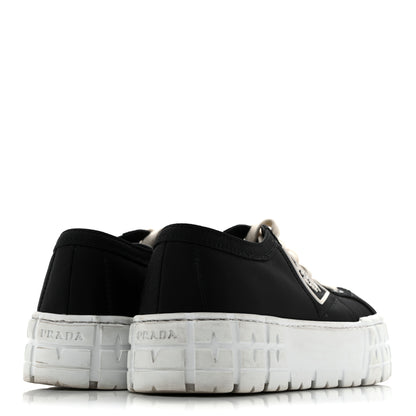 Prada Re-Nylon Gabardine Triangle Logo Double Wheel 50mm Sneakers 38.5 Black 5 of 11