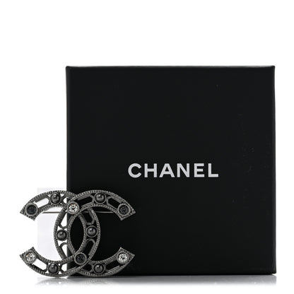 Chanel Ruthenium Crystal CC Brooch 5 of 5