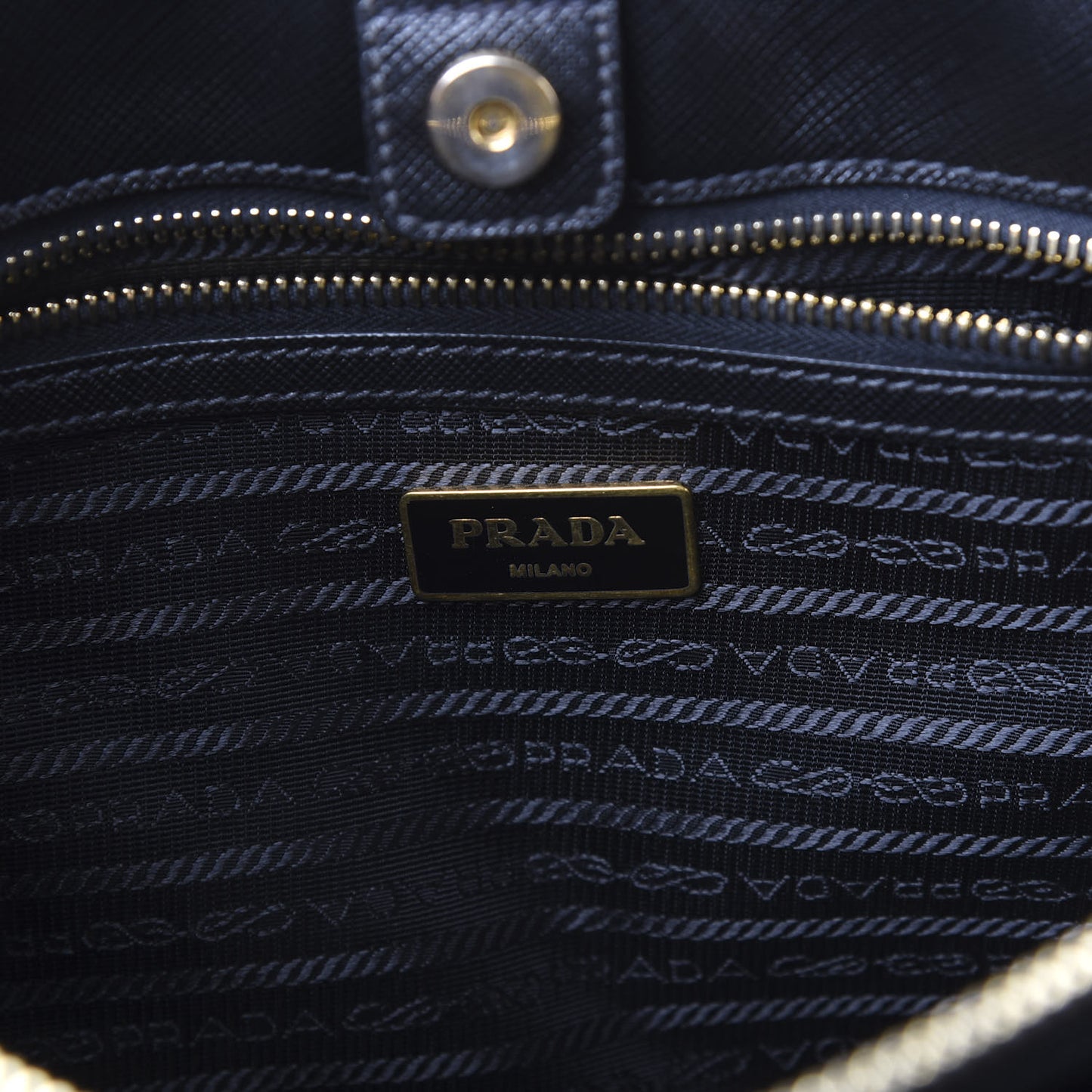 Saffiano Lux Medium Tote Black