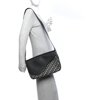 Christian Dior Grained Calfskin Oblique Large Saddle Messenger Black 2 of 12