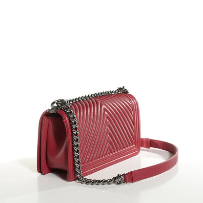Chanel Calfskin Chain Chevron Medium Boy Flap Red 3 of 8