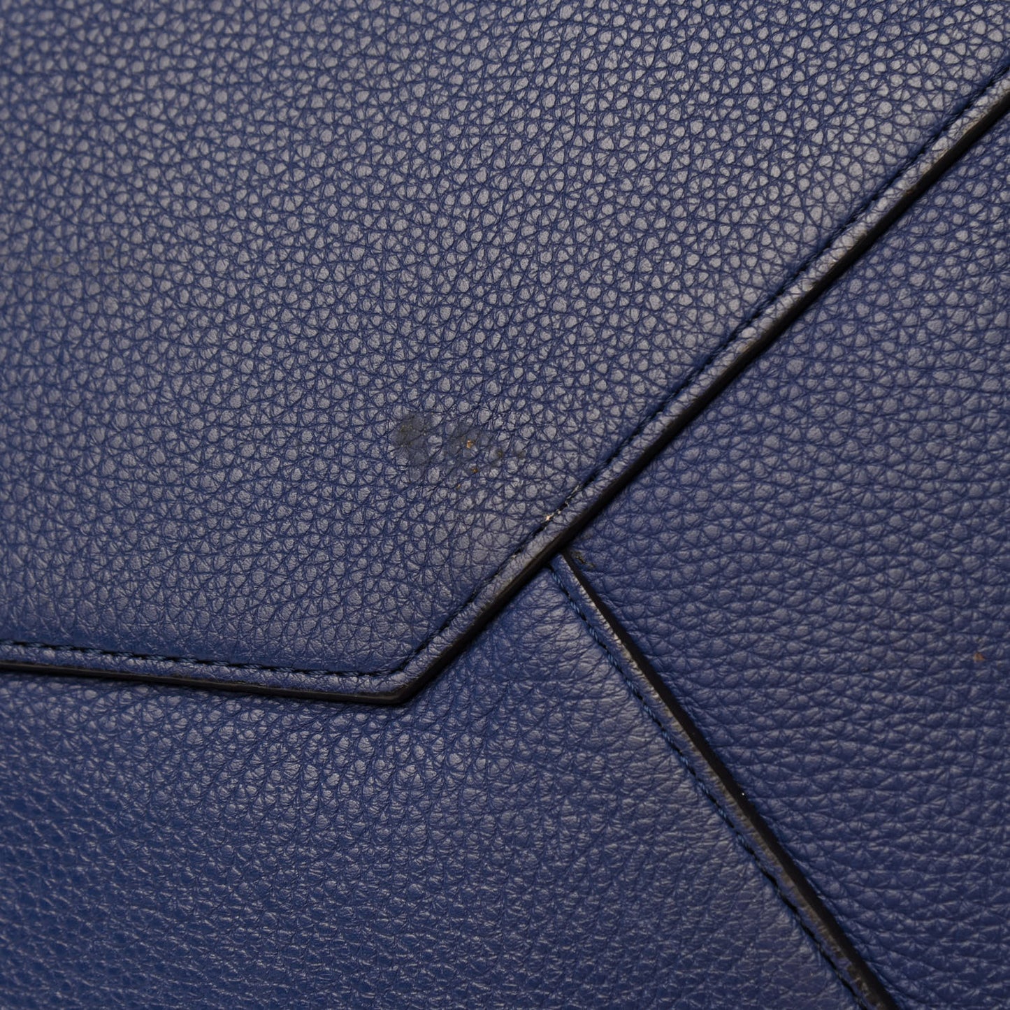 Soft Grained Calfskin Small Belt Cabas Phantom Indigo