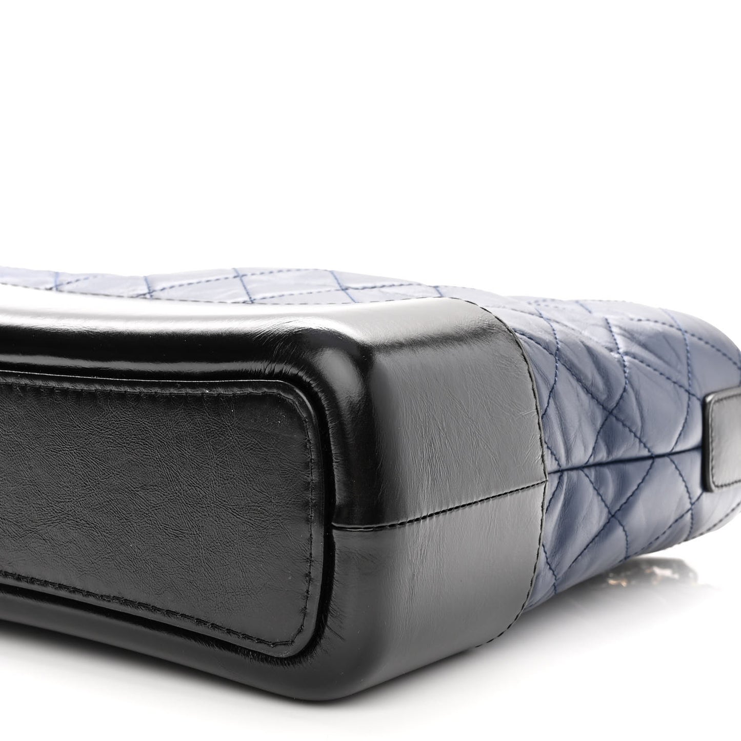 Aged Calfskin Quilted Medium Gabrielle Hobo Navy Black