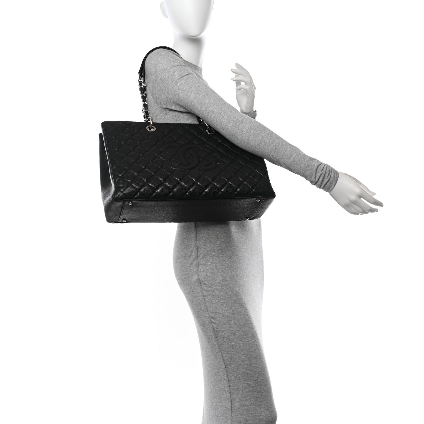 Caviar Quilted XL Grand Shopping Tote GST Black