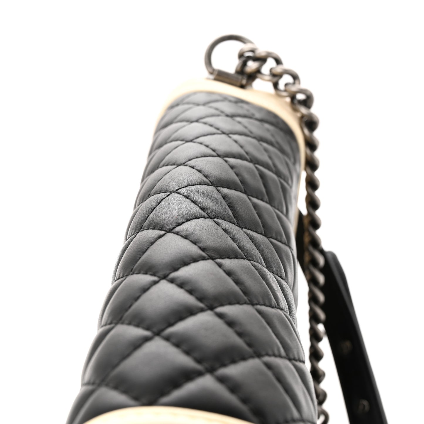 Lambskin Quilted Large Boy Flap Black White
