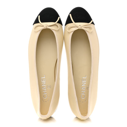Chanel Calfskin Grosgrain Cap Toe CC Ballerina Flats 40 Ivory Black 2 of 10