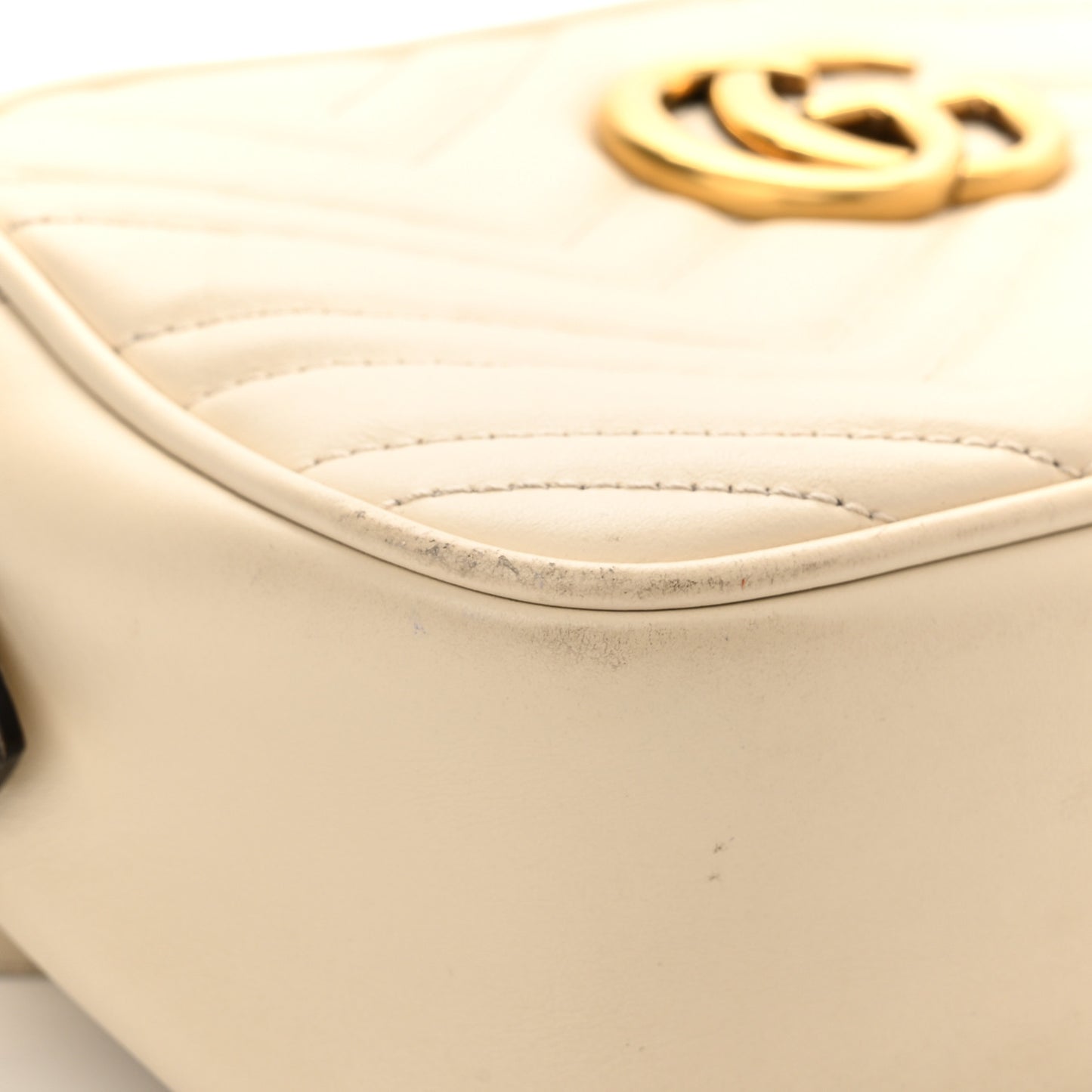 Calfskin Matelasse Small GG Marmont Chain Shoulder Bag White