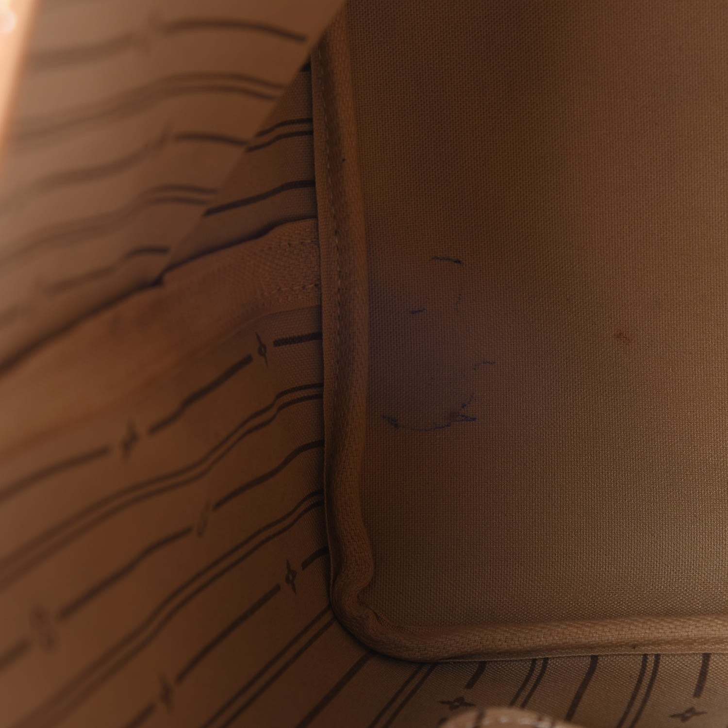 Louis Vuitton Monogram Neverfull GM 9 of 9