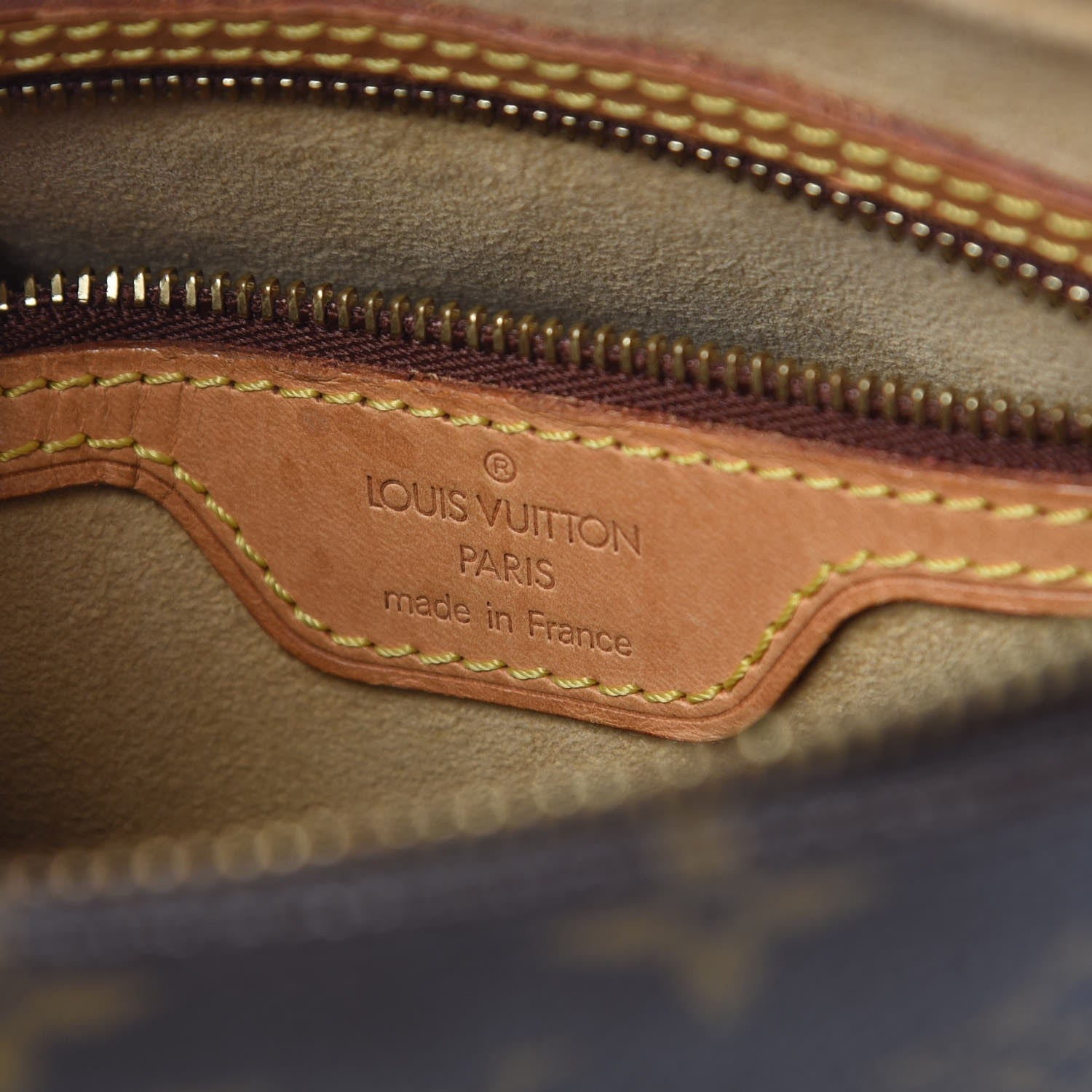 Louis Vuitton Monogram Looping MM 8 of 14