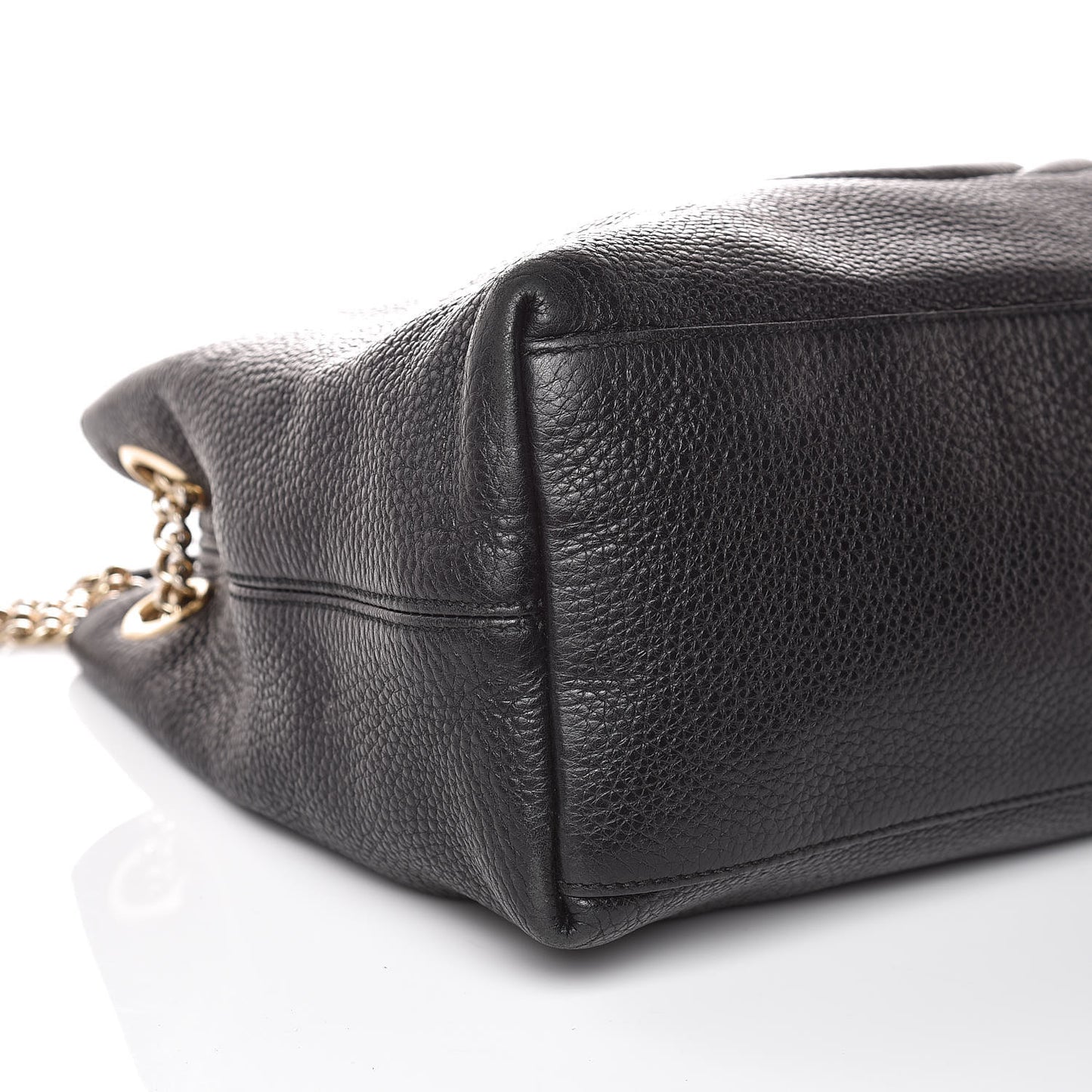 Pebbled Calfskin Medium Soho Chain Shoulder Bag Black