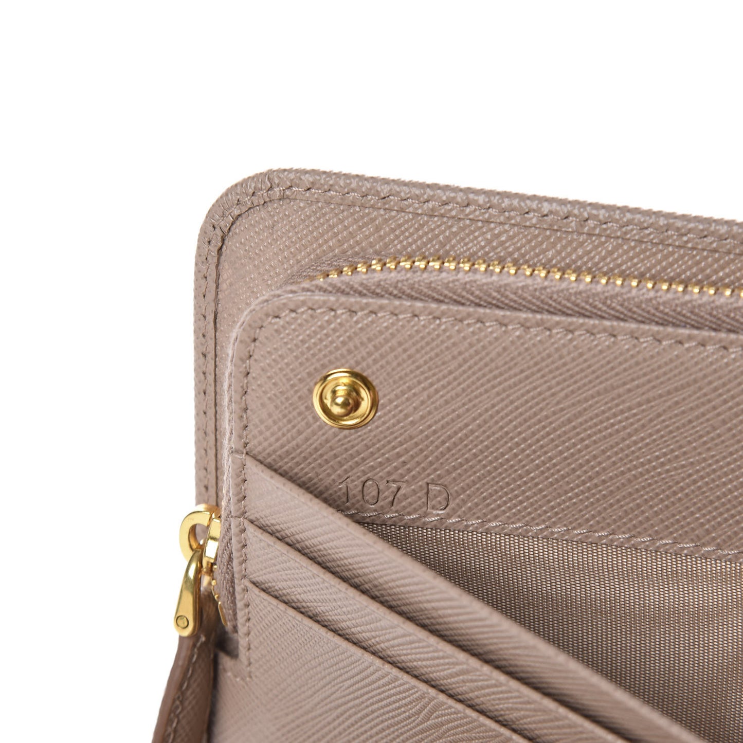 Saffiano Metal Double Snap Travel Wallet Cammeo